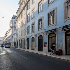 Апартаменты Baixa Vintage Three-Bedroom Apartment - by LU Holidays Лиссабон