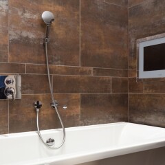 Отель Roomzzz Manchester City ванная фото 2
