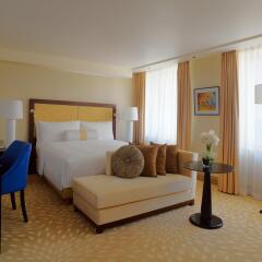 Marriott Armenia Hotel Yerevan 4* Люкс