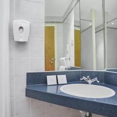 Отель Holiday Inn Express London Victoria ванная