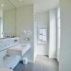 Отель Mercure Bayonne Centre Le Grand Байон ванная