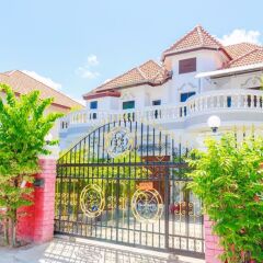 Отель Baan Kanittha - 6 Bedrooms GT Pool Villa детские мероприятия фото 2