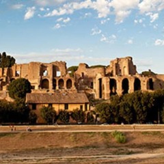 Апартаменты Apartment With 2 Bedrooms in Roma, With Wonderful City View and Wifi Рим вид на фасад
