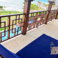 Отель Tallawah Villa, Silver Sands Jamaica 7BR балкон