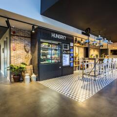 Отель Park Inn by Radisson Brussels Airport гостиничный бар