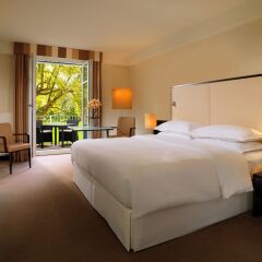 Отель Sheraton Grand Salzburg Зальцбург комната для гостей фото 5