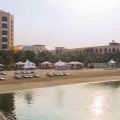 Traders Hotel Qaryat Al Beri Abu Dhabi, by Shangri-la бассейн фото 2