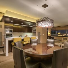 Отель Luxury Suites International by Vdara США, Лас-Вегас - отзывы, цены и фото номеров - забронировать отель Luxury Suites International by Vdara онлайн питание