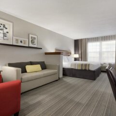Отель Country Inn & Suites - Appleton North комната для гостей фото 5