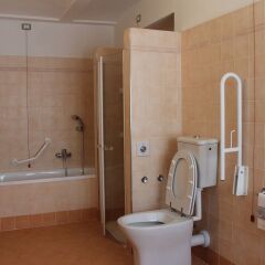 Hotel Croce di Savoia Реггелло ванная фото 2