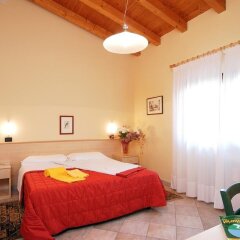 Отель Agriturismo Tenuta Regina Прамаджоре комната для гостей фото 2