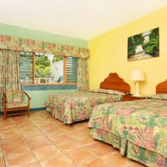 Doctors Cave Beach Hotel фото 3