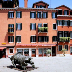 Отель Palazzo del Giglio городской автобус