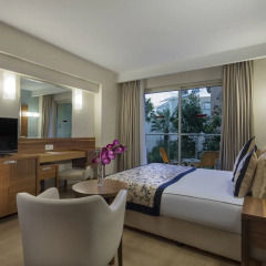 Отель Trendy Side Beach - All Inclusive - Adults Only комната для гостей фото 5