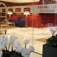 Отель Aparthotel Mariano Cubi Barcelona развлечения