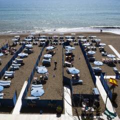 Hotel Mediterraneo Carihuela пляж
