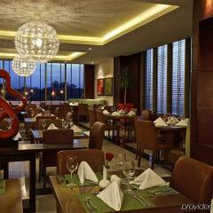 Отель DoubleTree by Hilton Hotel Aqaba Иордания, Акаба - 1 отзыв об отеле, цены и фото номеров - забронировать отель DoubleTree by Hilton Hotel Aqaba онлайн питание фото 3
