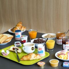 Отель B&B Hôtel LYON Centre Monplaisir Франция, Лион - отзывы, цены и фото номеров - забронировать отель B&B Hôtel LYON Centre Monplaisir онлайн помещение для мероприятий