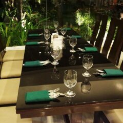 Отель The Ritz Hotel at Garden Oases Филиппины, Давао - отзывы, цены и фото номеров - забронировать отель The Ritz Hotel at Garden Oases онлайн питание