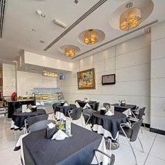 Отель Rayan Hotel Corniche ОАЭ, Шарджа - отзывы, цены и фото номеров - забронировать отель Rayan Hotel Corniche онлайн гостиничный бар