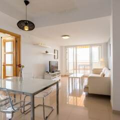 Отель MalagaSuite Beach Solarium & Pool Торремолинос в номере фото 2