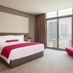 Отель Intercontinental Dubai Marina ОАЭ, Дубай - 1 отзыв об отеле, цены и фото номеров - забронировать отель Intercontinental Dubai Marina онлайн комната для гостей фото 5