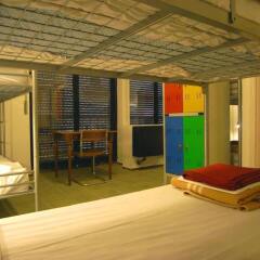 Отель Hostel Colours Италия, Милан - 5 отзывов об отеле, цены и фото номеров - забронировать отель Hostel Colours онлайн балкон