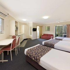 Отель Benson Court Motel Австралия, Брисбен - отзывы, цены и фото номеров - забронировать отель Benson Court Motel онлайн комната для гостей фото 5
