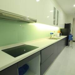Апартаменты Smiley Apartment - Vinhome в номере фото 2