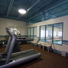 Отель Glenwood Inn & Suites фитнесс-зал фото 3
