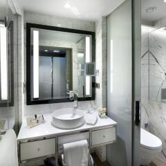 The Marmara Taksim Турция, Стамбул - 3 отзыва об отеле, цены и фото номеров - забронировать отель The Marmara Taksim онлайн ванная фото 2
