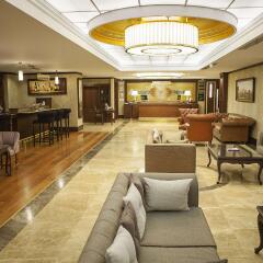 Bilek Istanbul Hotel гостиничный бар