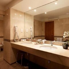 Отель Casa da Calçada Relais & Chateaux Португалия, Амаранте - отзывы, цены и фото номеров - забронировать отель Casa da Calçada Relais & Chateaux онлайн ванная фото 2