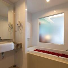 Chanalai Flora Resort, Kata Beach in Mueang, Thailand from 91$, photos, reviews - zenhotels.com bathroom