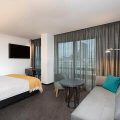 Отель Adina Apartment Hotel Leipzig Германия, Лейпциг - отзывы, цены и фото номеров - забронировать отель Adina Apartment Hotel Leipzig онлайн комната для гостей