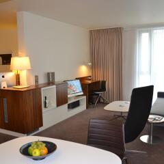 DoubleTree by Hilton Hotel London - Tower of London 4* Люкс с различными типами кроватей фото 3