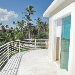 Отель Los Corales Villas & Aparts Ocean View Доминикана, Пунта Кана - отзывы, цены и фото номеров - забронировать отель Los Corales Villas & Aparts Ocean View онлайн балкон