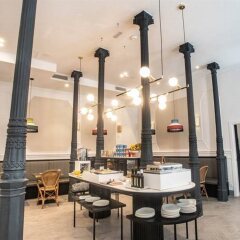 Отель Soho Boutique Opera & Spa гостиничный бар