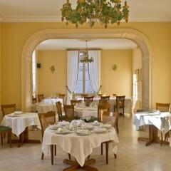 Отель Chateau Pomys