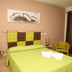 Отель B&B Piazza Novecento Кастельсардо комната для гостей фото 5