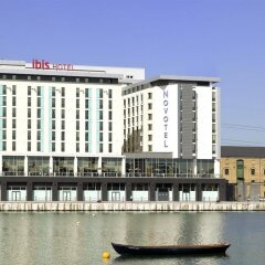 Отель ibis London Excel-Docklands Великобритания, Лондон - отзывы, цены и фото номеров - забронировать отель ibis London Excel-Docklands онлайн приотельная территория фото 2