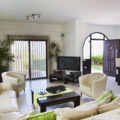 Отель Villa Luxury Konnos Beach 1 фото 5