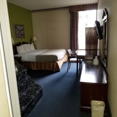 Отель Travel Inn - Columbus North США, Колумбус - отзывы, цены и фото номеров - забронировать отель Travel Inn - Columbus North онлайн фото 7