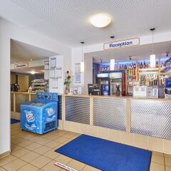 Отель a&o Hamburg Reeperbahn Гамбург развлечения