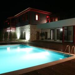 Отель Quinta dos Padres Santos, Agroturismo & Spa Португалия, Байао - отзывы, цены и фото номеров - забронировать отель Quinta dos Padres Santos, Agroturismo & Spa онлайн бассейн фото 2