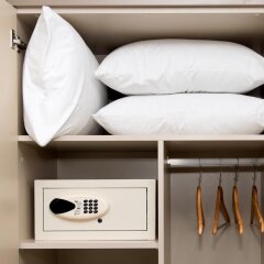Bossuite Hotel Kadikoy Турция, Стамбул - отзывы, цены и фото номеров - забронировать отель Bossuite Hotel Kadikoy онлайн сейф в номере