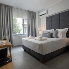 Апартаменты LeGeo-Luxurious Athenian Apartment комната для гостей фото 4