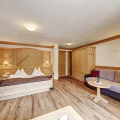 Отель Erlebnishotel Gassenhof Рачинес-Ратскингс комната для гостей фото 3