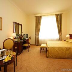 Отель Savoy Westend Карловы Вары комната для гостей