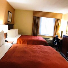 Отель Queens County Inn & Suites комната для гостей фото 4